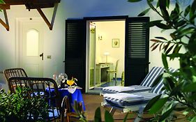 Punta Molino Beach Resort & Spa